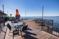 New! Lakefront 2-bedroom Condo. Newly remodeled.