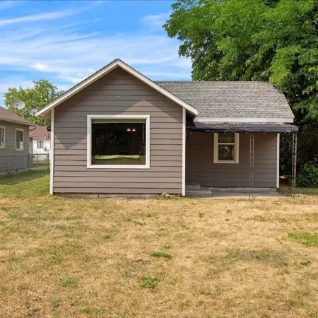 Cozy Cowboy Cabin in Polson: Historic Charm, Modern Comfort Near Flathead Lake