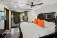 Desert Poppy Villa- Romantic Getaway
