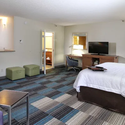 Hampton Inn Tucson-Airport Hotels near Walmart Supercenter
