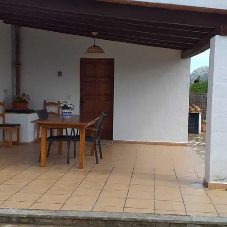 Peaceful villa renovated at 500 metres from Pollensa village  AND WIFI FREE