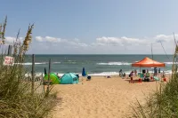 End Unit Oceanfront condo 2 min to beach 1.5 if you run RELAX REJUVENATE