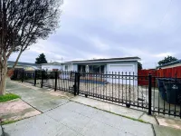 Home in Union City