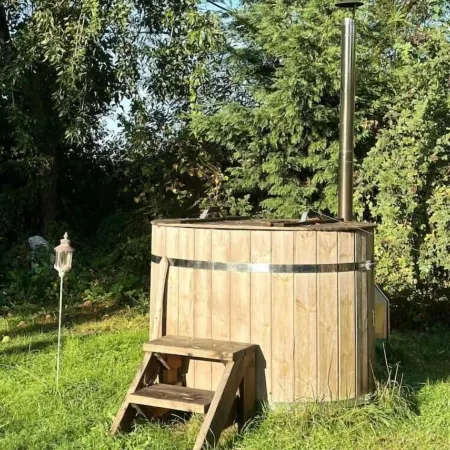 Mecklenbü mit Teich, Kamin, Sauna und Hotpott