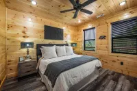 Fall in Love w/ Our Indoor Pool, Hot Tub, Expansive Mtn Views, & Game Room! Hotels near Wears Valley