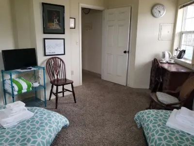 Ocean-View 2 Bedroom Home Sleeps 6 Steps From Beach & Train Station, Pets OK Hotels near Grover Beach