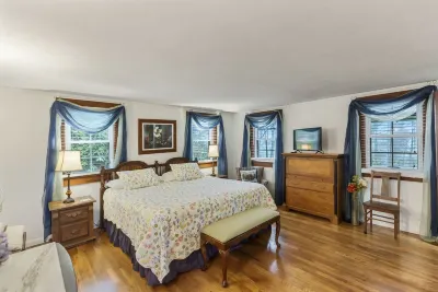 Escape the Heat~Charming Highlands Mountain Home ~ Aug/Sept Dates Available Hotel in zona Trailhead for Yellow Mountain Trail