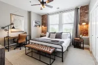 Cozy Industrial 2-KING Bdrm S. Main Street Downtown Condo w/ Foosball Table