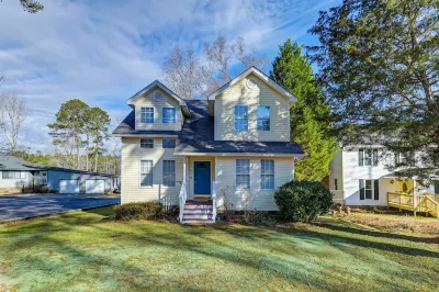 Lake Murray Escape with private boat launch & dock Hotels near Walmart Supercenter