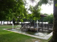 Studio sea view, wifi, spacious + balcony, near beach and shops