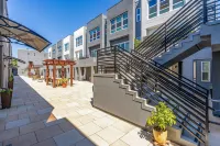 Luxury Condo in Napa Downtown