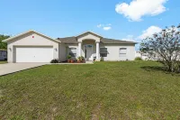 Escape to our stunning pool home retreat in Vero Beach, Florida!
