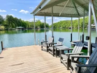 Brand New 6Br/6BA Luxury, 20Min to Clemson. Wooded Flat Lot/Firepit/Pool Table!