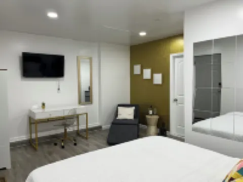 Cozy Private Entire Studio Suite Independent Guest Entrance