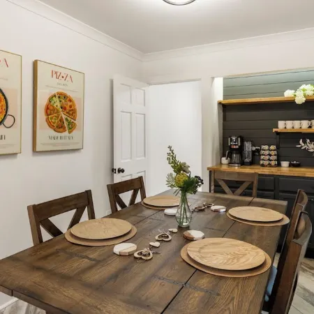 Your Dream Getaway is Only Minutes Away From Historic Roswell!