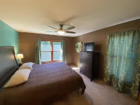 Large Home with Ideal Central Sister Bay Location!