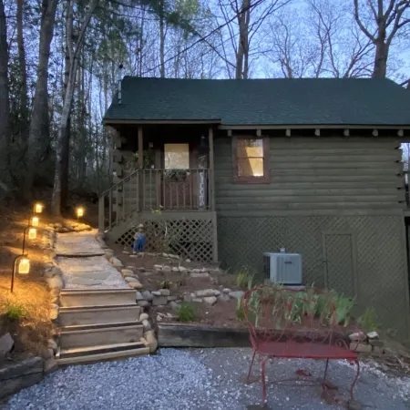 YOUR LOVE STORY BEGINS HERE! SECLUDED! ROMANTIC TRUE LOG CABIN! NOT PET FRIENDLY