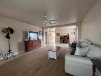 Spacious Ponderosa-Minutes from Gruene & Shopping!