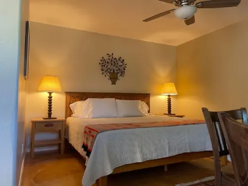 Tranquilo Guest Suite in the North Valley, close to I-40 and Old Town