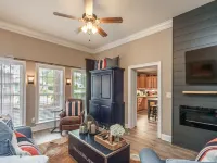 Close to Beautiful Downtown Monroe, Georgia Hotels in Monroe