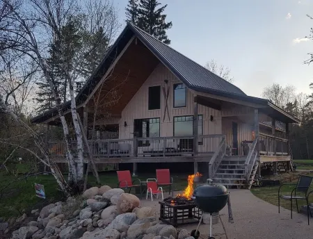 Lake Movil Sunrise Cabin (6 miles north of Bemidji)