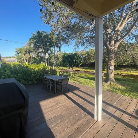 Jupiter's Beacon Villa. Less than 2 miles from the beach in the heart of Jupiter