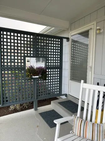 Welcome to Adria Bayside Cottage Отели рядом с достопримечательностью «Cape May Lighthouse»