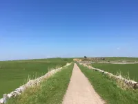 Characterful , pet friendly cottage ,sleeps 4 ,stunning views ,village location.