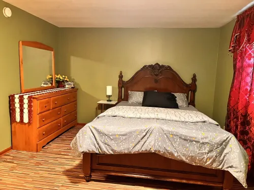 Luxurious Apartment only few minutes away from UB & Buffalo Airport!!