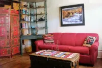 Wonderful, Downtown Treasure