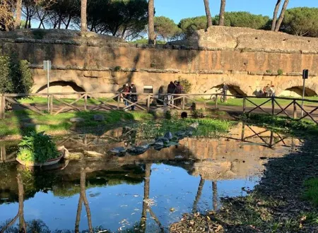 JHHIT - Tuscolana Suite 01 with terrace Отели рядом с достопримечательностью «Римский университет Тор Вергата»