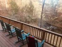 Riverfront Cabin in Horse Country