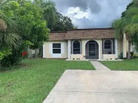 Coastal Retreat Near BEACH