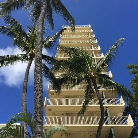 Impeccable Penthouse - Ocean & Diamondhead Views