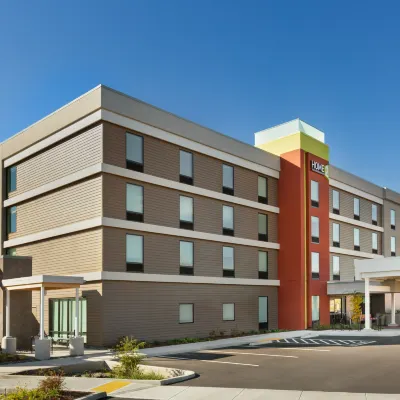 Home2 Suites by Hilton Portland Airport or Hotels near Portland International Airport