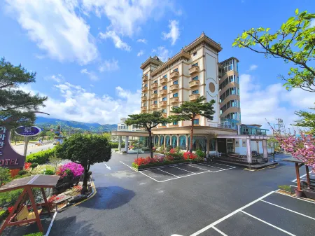 Hotel Amaranth Отели рядом с достопримечательностью «Biryong Falls»