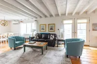Charming Saltbox near Town/Beach - AC and Linens View calendar