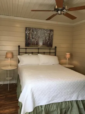 Charming! 7 min. from D’town  Mem., ❤️1 pet free 2nd pet considered for fee