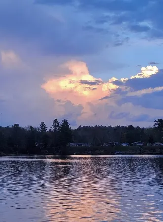 Croton Pond Cottage and dock- pet friendly!