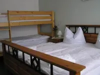 Waldhotel Seelow Hotels in Neuhardenberg