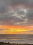 Steps to Beach!!-Inquire about Last-Minute Open Calendar Discounts!