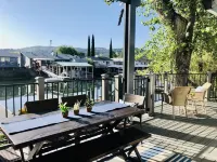 Remodeled Gem - Clearlake, Modern Beauty In the Keys - Waterfront