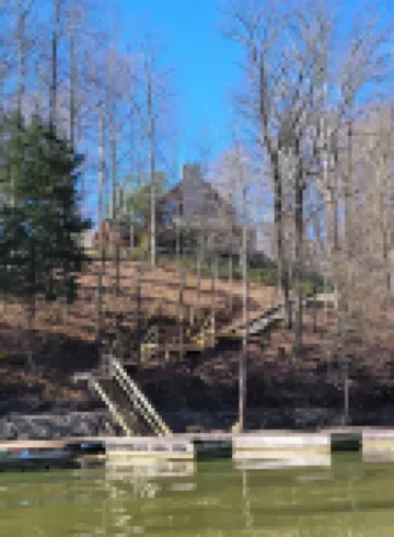 Family Vaca walk path to Barren River Lake. Kayak/Canoes/dock