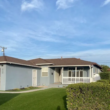 HubCityJewel-KingBed-Fenced Yard-LAX-SoFi-Disneyland Отели в г. Комптон