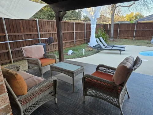 Spacious 5BR villa with backyard Oasis, Pool, Air hockey and high speed WiFi