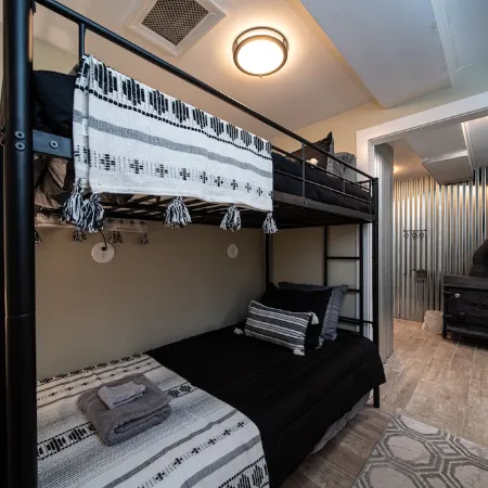 Modern Chalet w/ Serene Views and Jacuzzi Hot Tub- 15 Minutes to Okemo Mountain