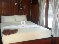 S.N. Plytorn Beach Hotel Hotels near TP GAS