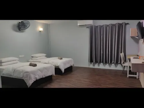 Tazrah Roomstay Hotels in Kuala Rompin