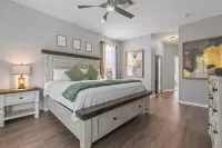 Luxury relaxing stay. A brand new remodel villa near Disney and Legoland
