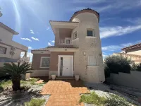 Casa Independiente con Piscina Privada, Wifi y Aire Acondicionado